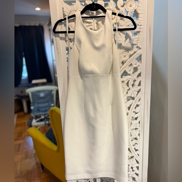 Vince Camuto White Ruffle Back Halter Dress - Picture 4 of 5